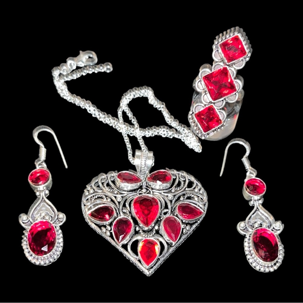 Ruby jewelry collection. Synthetic and silver plated.